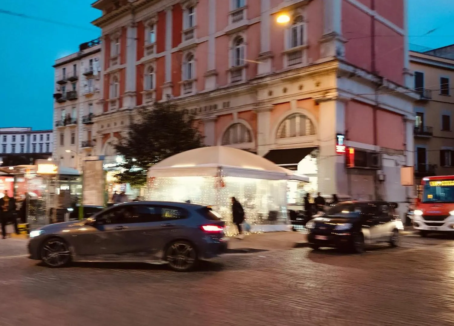 Giovy'S House - Napoli Centro Apartment